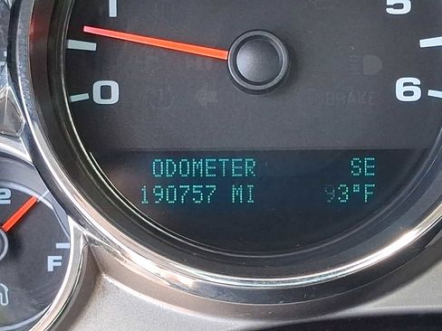 Used 2010 Chevrolet Silverado 1500 LT w/ Power Pack Plus AWD/4WD image 18