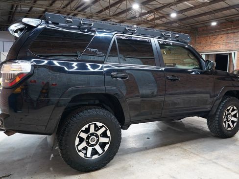 Used 2017 Toyota 4Runner TRD Off-Road image 17