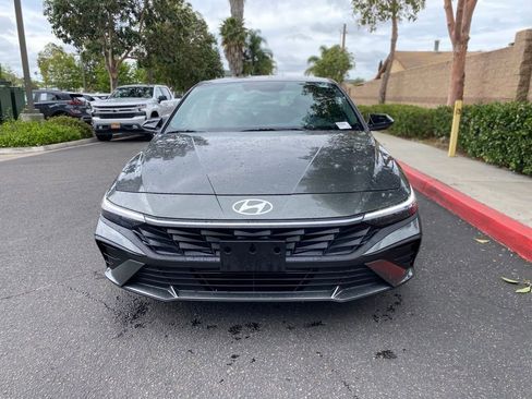 Used 2026 Hyundai Elantra Sport image 3