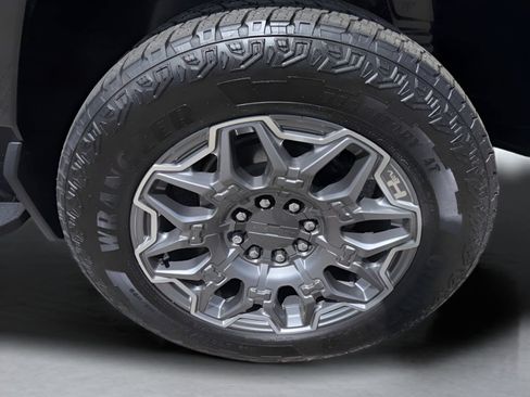 Used 2024 GMC Hummer EV 3X AWD/4WD image 35