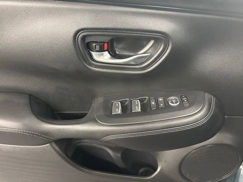 Certified 2026 Honda HR-V EX-L image 17