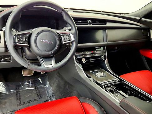 Used 2020 Jaguar XF Checkered Flag AWD/4WD image 13