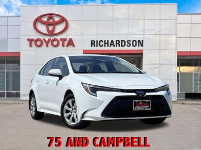 Used 2025 Toyota Corolla LE