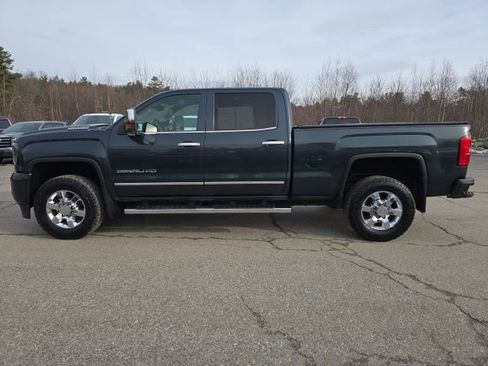 Used 2017 GMC Sierra 3500 Denali w/ Duramax Plus Package image 2
