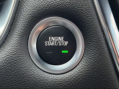 Used 2023 Chevrolet Traverse LT FWD image 21
