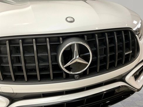 Certified 2025 Mercedes-Benz GLC 43 AMG 4MATIC image 33