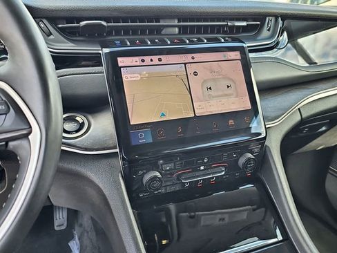 Used 2024 Jeep Grand Cherokee Limited 4xe image 28