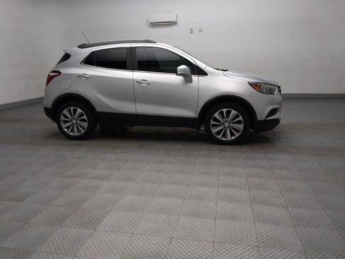 Used 2018 Buick Encore Preferred FWD image 11