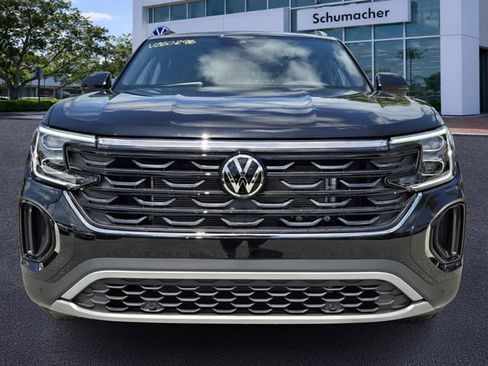 New 2026 Volkswagen Atlas Cross Sport SE FWD image 2