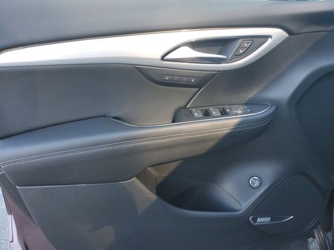 New 2025 Buick Envision Avenir image 17