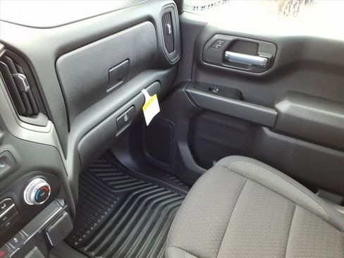 New 2026 GMC Sierra 1500 Pro w/ Graphite Edition image 18