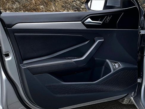 Used 2024 Volkswagen Jetta S image 19