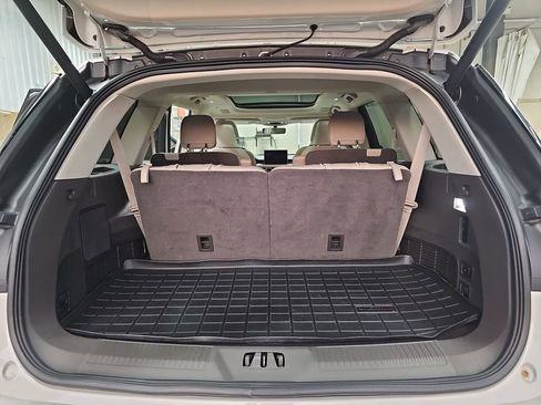 Used 2022 Lincoln Aviator Reserve w/ Equipment Group 201A image 12