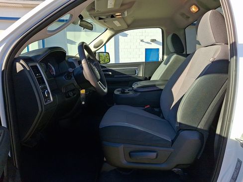 Used 2021 RAM 1500 Tradesman w/ Popular Equipment Group RWD image 12