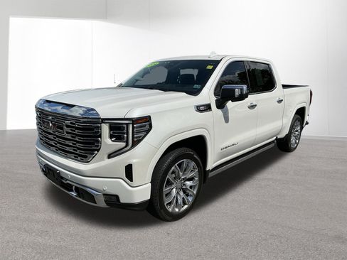 Used 2024 GMC Sierra 1500 Denali w/ Denali Reserve Package AWD/4WD image 7