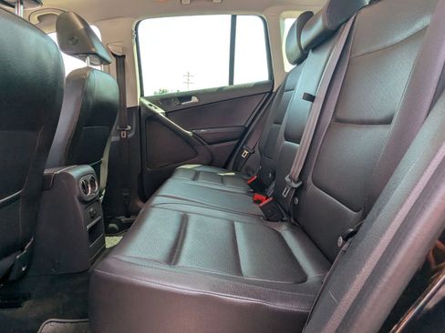 Used 2016 Volkswagen Tiguan SE FWD image 11