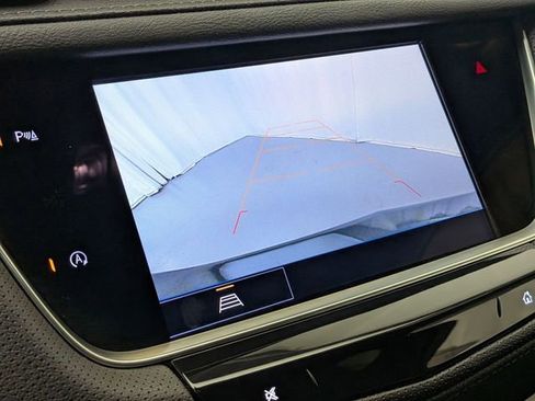 Certified 2023 Cadillac XT5 Luxury w/ LPO, Floor Liner Package AWD/4WD image 15