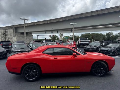 Used 2021 Dodge Challenger R/T w/ Blacktop Package RWD image 11