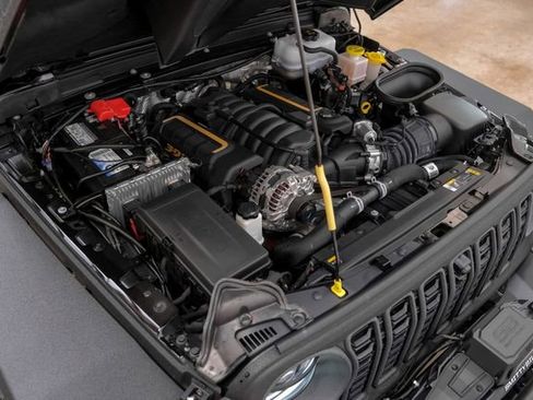 Used 2024 Jeep Wrangler Unlimited Rubicon 392 image 97