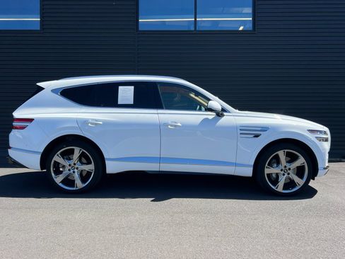 Used 2024 Genesis GV80 2.5T w/ Prestige Package AWD/4WD image 9