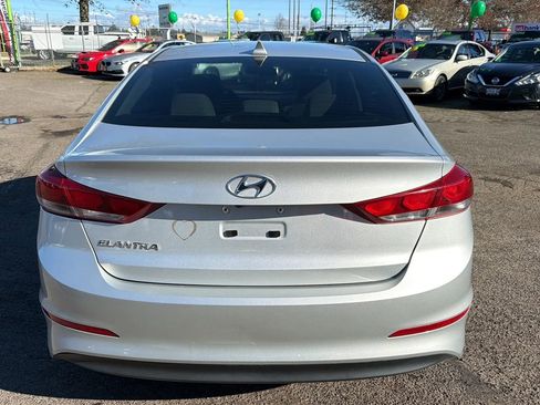 Used 2018 Hyundai Elantra SEL image 4
