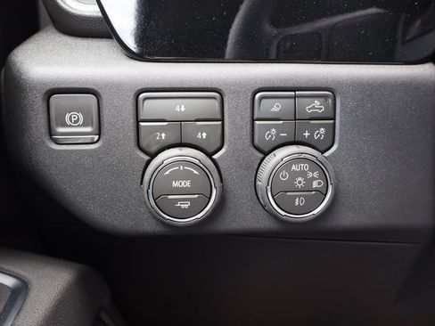 New 2026 Chevrolet Silverado 2500 LT w/ Safety Package AWD/4WD image 15
