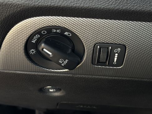 Used 2019 Dodge Durango GT RWD image 25
