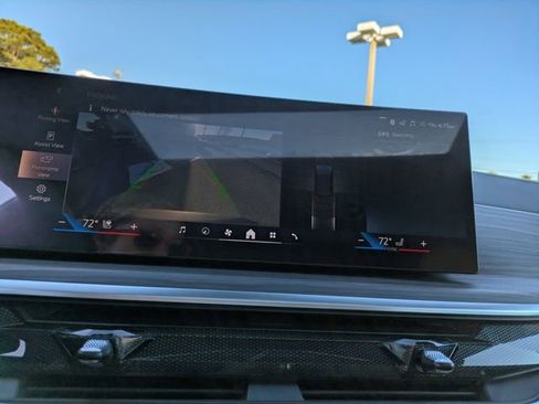 New 2026 BMW X5 xDrive40i w/ M Sport Package image 25