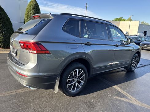 Used 2021 Volkswagen Tiguan S FWD image 2