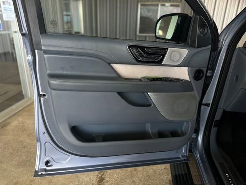 Used 2021 Lincoln Navigator L Black Label w/ Cargo Convenience Package image 34