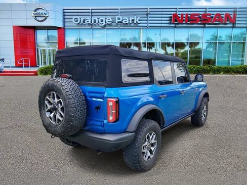 Used 2023 Ford Bronco Badlands AWD/4WD image 2