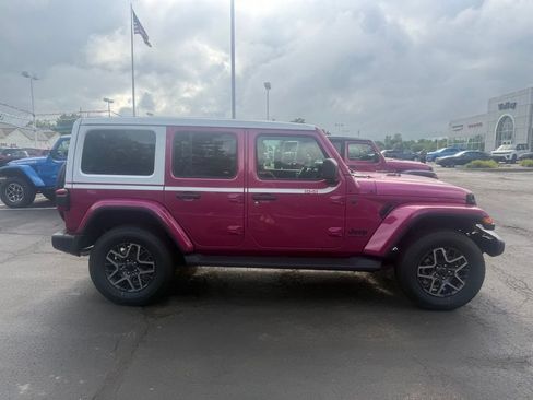 New 2026 Jeep Wrangler Unlimited Sahara w/ Whitecap Package AWD/4WD image 2