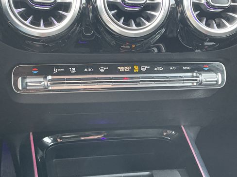 Certified 2023 Mercedes-Benz GLA 250 4MATIC image 31