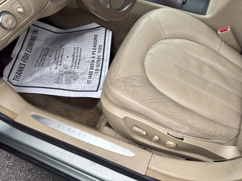Used 2006 Buick Lucerne CXL w/ Luxury Package FWD image 11