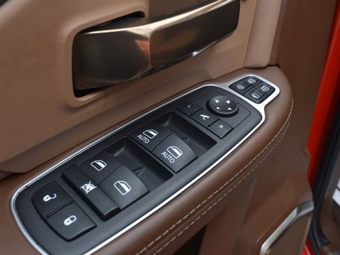 Used 2024 RAM 3500 Limited image 17