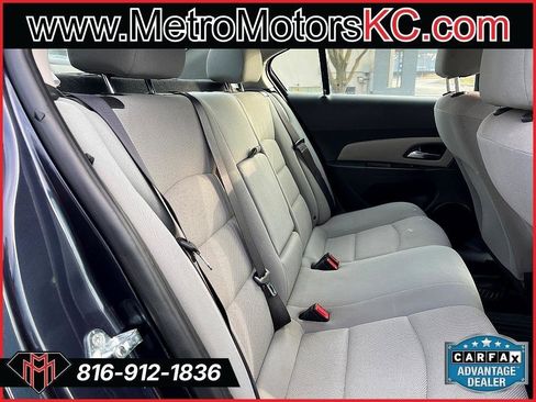 Used 2016 Chevrolet Cruze LT FWD image 35