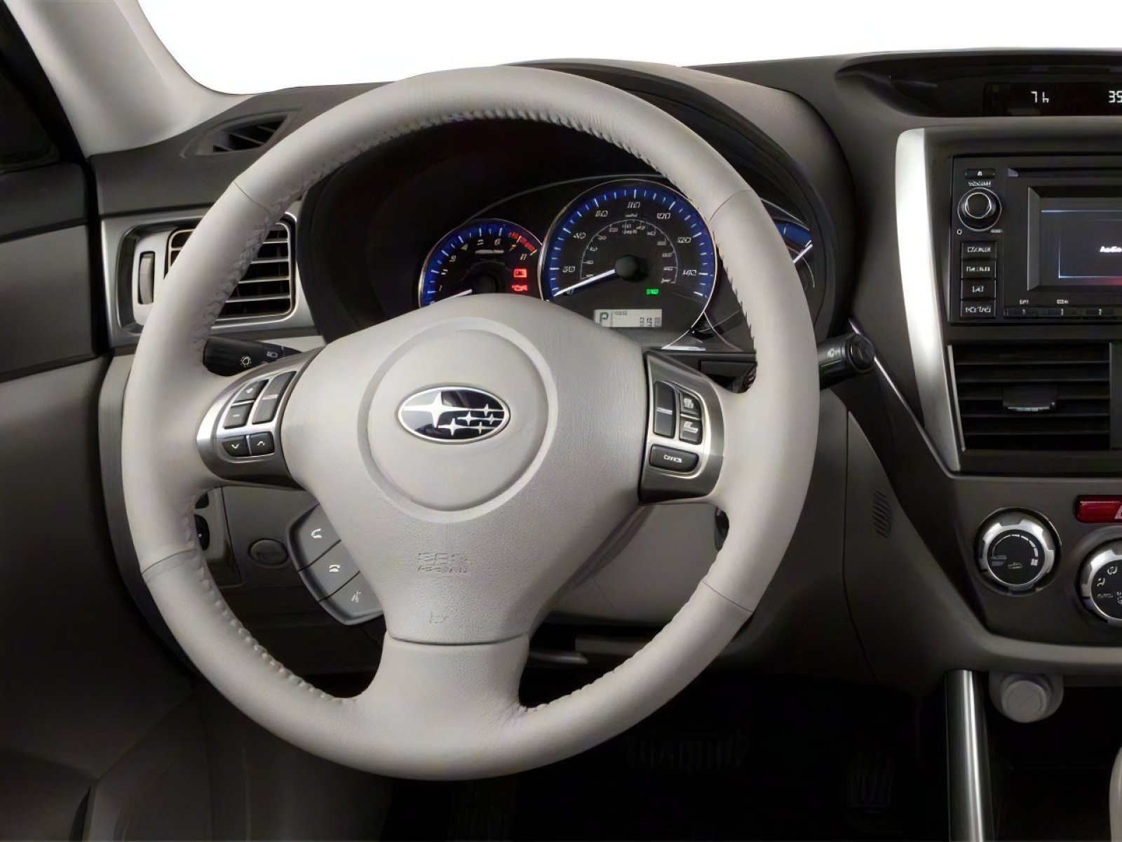 Used 2010 Subaru Forester 2.5X AWD/4WD image 4