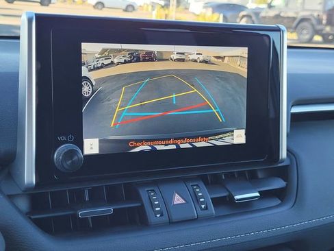 Used 2023 Toyota RAV4 XLE Premium FWD image 10