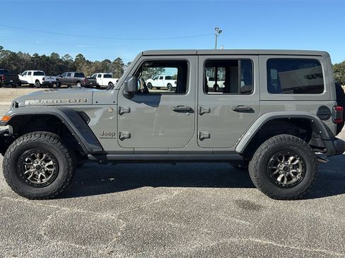 Used 2023 Jeep Wrangler Unlimited Rubicon 392 w/ Trailer Tow Package image 4