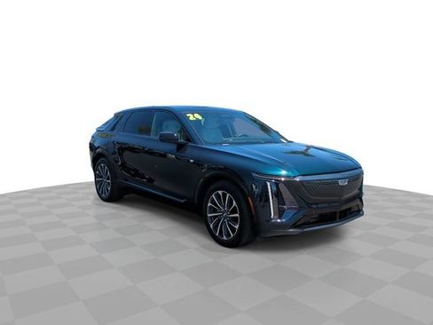 Used 2024 Cadillac Lyriq Sport w/ LPO, Floor Liner Package AWD/4WD image 3