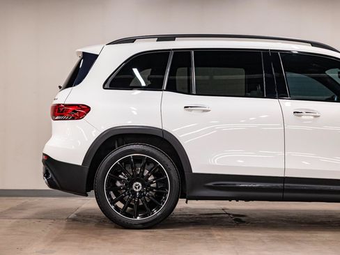 Used 2020 Mercedes-Benz GLB 250 4MATIC image 39