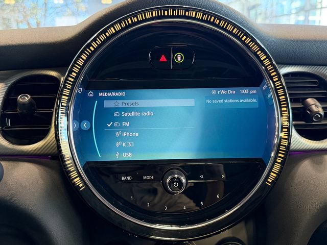 Used 2024 MINI Cooper SE FWD image 25