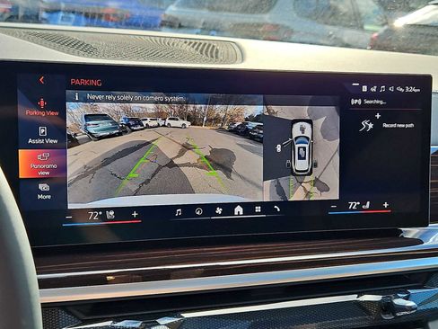 New 2026 BMW X5 xDrive50e w/ M Sport Package image 32