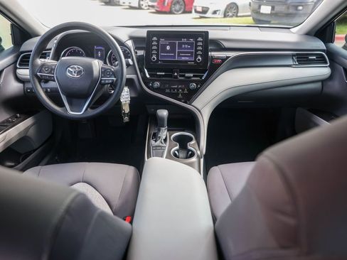 Used 2023 Toyota Camry LE FWD image 24