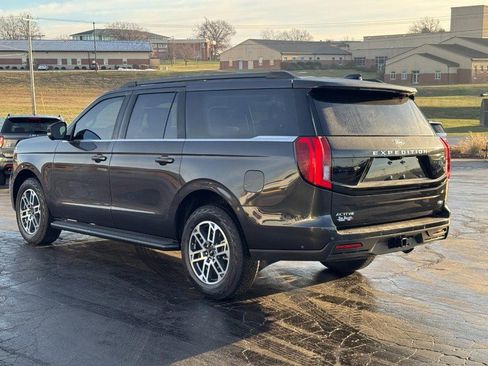 Used 2025 Ford Expedition Max Active image 7