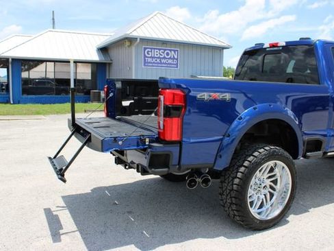 Used 2026 Ford F250 Platinum AWD/4WD image 11