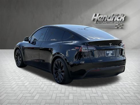 Used 2024 Tesla Model Y Performance AWD/4WD image 9