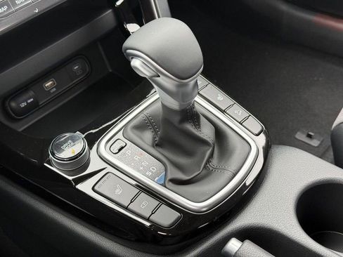 New 2026 Kia Seltos S AWD/4WD image 15