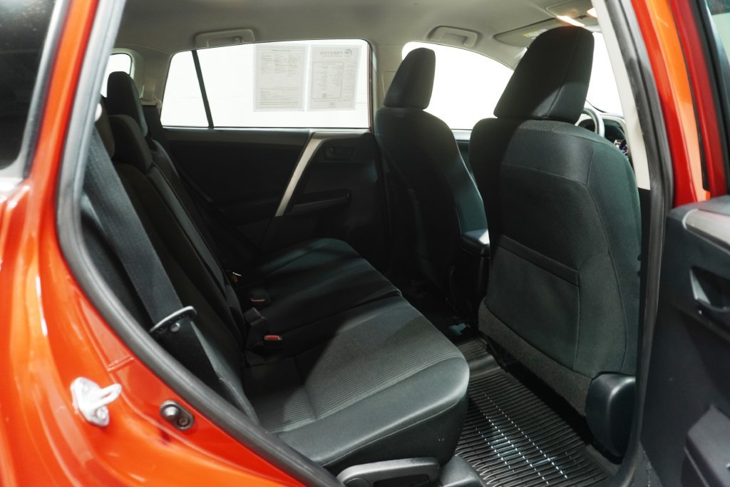 Used 2017 Toyota RAV4 LE w/ Carpet Mat Package AWD/4WD image 14