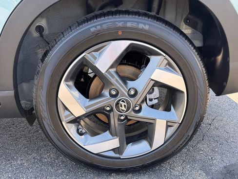 Certified 2026 Hyundai Venue SEL FWD image 31